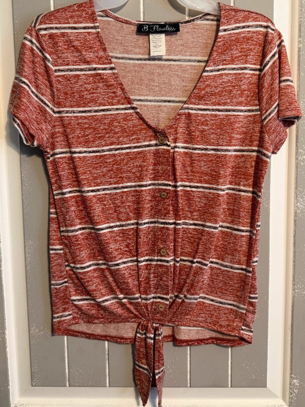 B Flawless Juniors Short Sleeve Front Tie Shirt Stripes Red White Black L NWOT